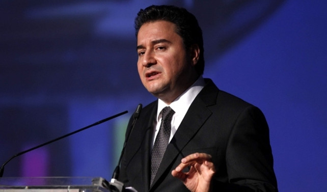 Babacan, AK Parti'den istifa etti