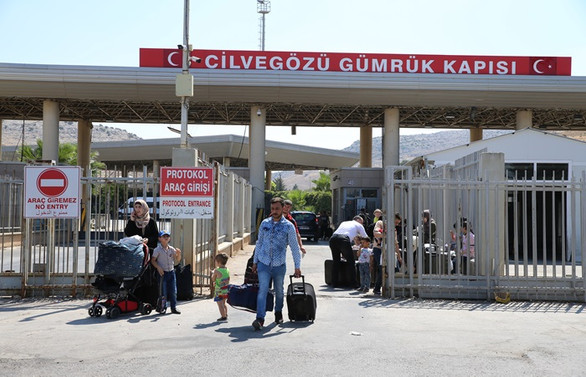 Suriyelilerin Türkiye'ye dönüşleri başladı