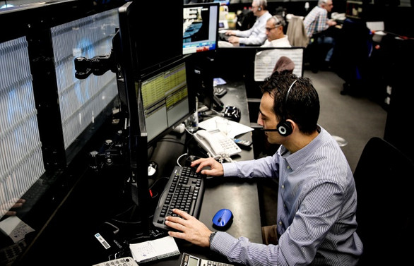 Gece dolar/TL'de ne yaşandı?