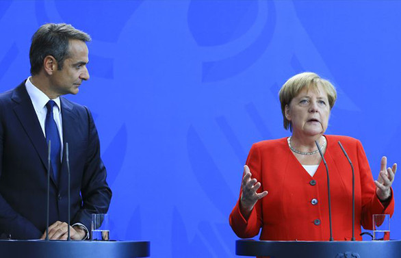 Merkel: Türkiye ile sürekli konuşacağız