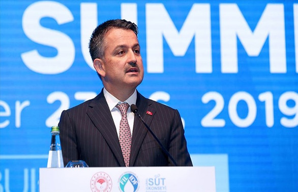 Pakdemirli: Çin'e süt ihracatı için anlaşmayı sağladık