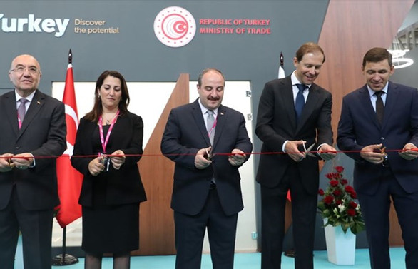 Türkiye'nin makinecileri Rusya Innoprom Fuarı’nda bir araya geldi