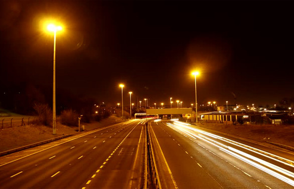Milyar dolarlık yol aydınlatma için geliyorlar!