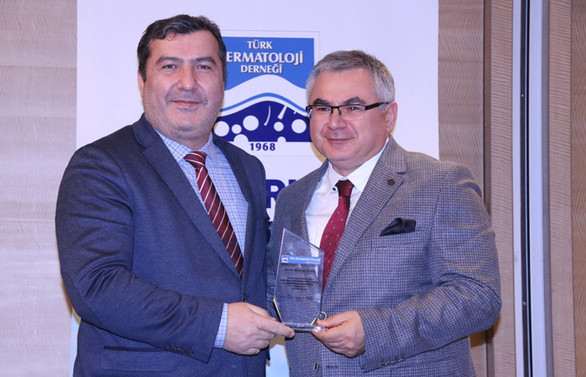 Türk Dermatoloji Derneği’nden DÜNYA’ya teşekkür