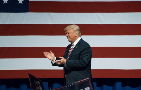 Trump'tan İran'daki rejim karşıtı protestoya destek