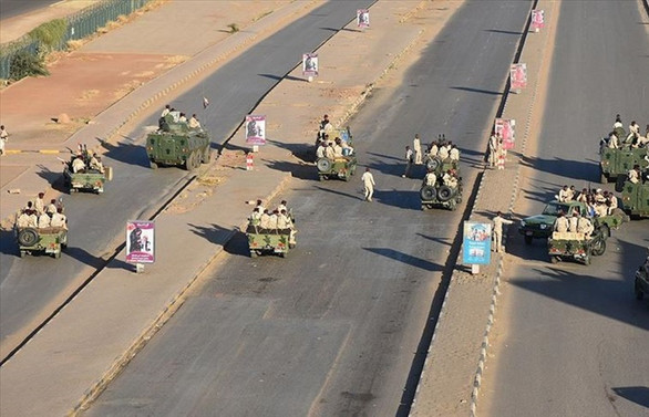 Sudan'da 'isyan' bastırıldı, 43 istihbaratçı gözaltına alındı