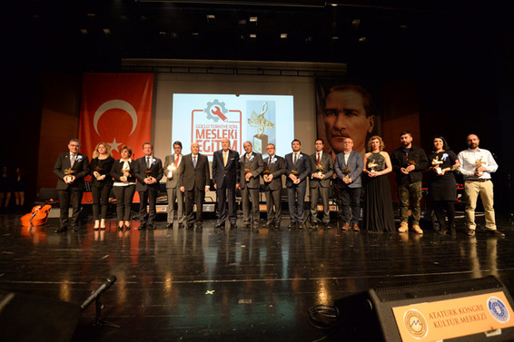 Meslek liseleri için rapçi oldular