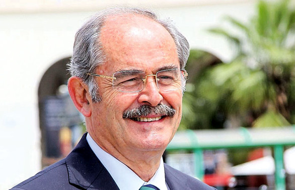 Toplam 7 megavatlık GES kuracak, çiftçiyi 'merkez' ile destekleyecek