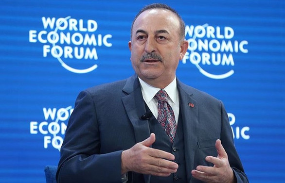 Çavuşoğlu: Rusya'nın taahhütlerine uymasını bekliyoruz