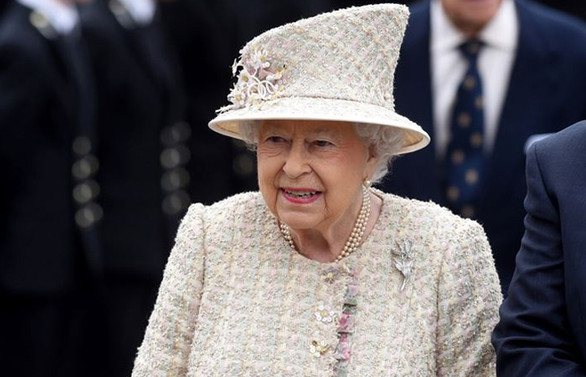 Kraliçe 2. Elizabeth Brexit yasasına onay verdi