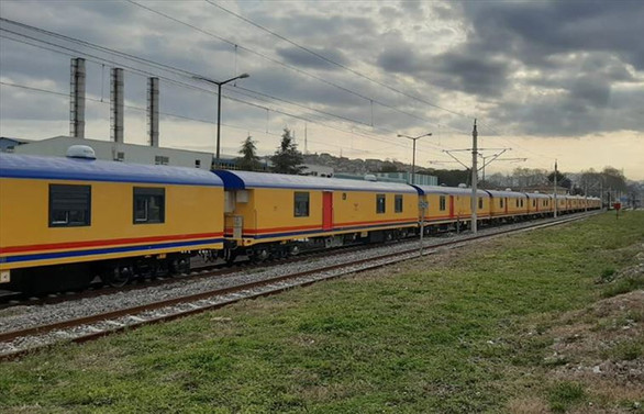 TCDD'nin yardım treni yola çıktı