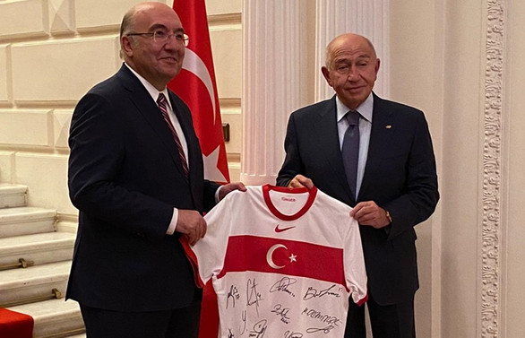 Rusya maçı öncesi Büyükelçilik'te resepsiyon verildi