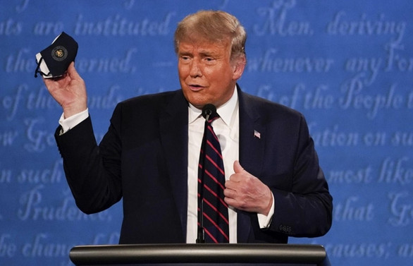 Beyaz Saray: Trump hafif belirtiler gösteriyor