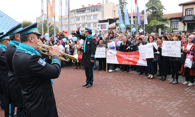 Diyabete farkındalık için yürüdüler