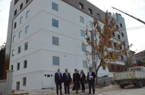 Halk sağlığı laboratuvarı gün sayıyor