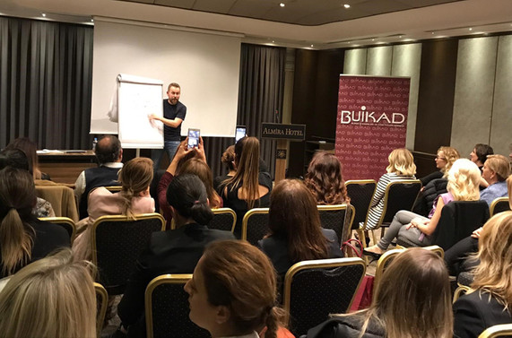 BUİKAD Akademi Ömür Akkor’u ağırladı