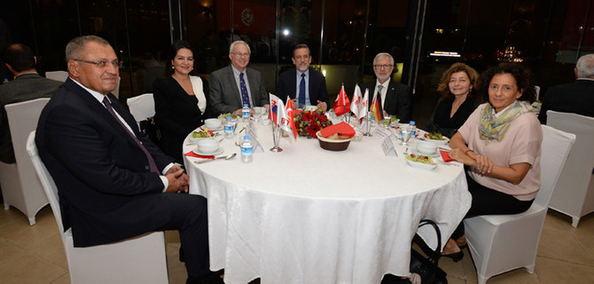 Fahri konsoloslara ‘işbirliği’ daveti