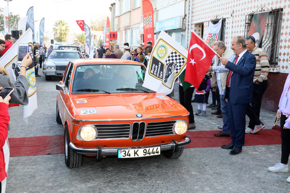 Klasik otomobiller Mudanya’daydı