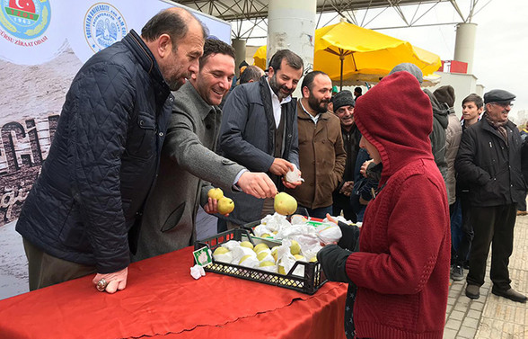 Deveci Armudu şenlikle tanıtıldı