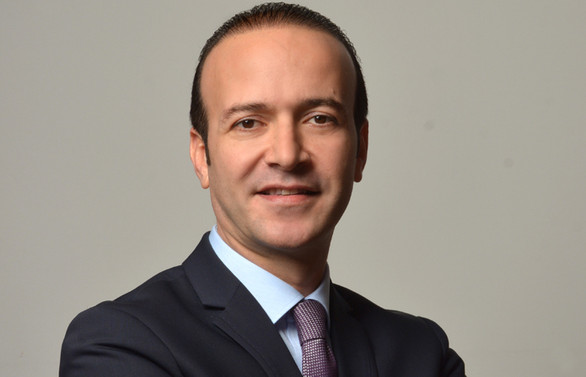 İbrahim Burak Aslanoğlu, Universal Partners'ta!