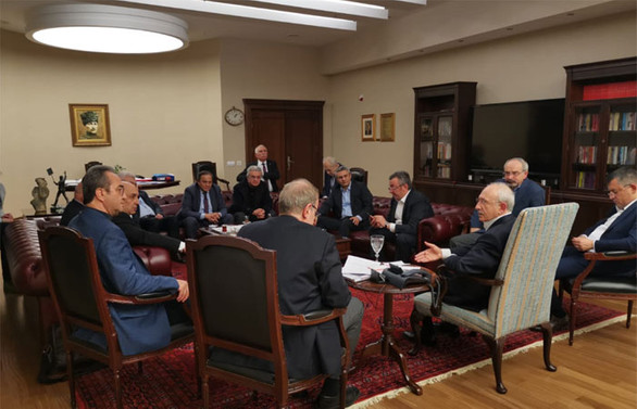 CHP Genel Başkanı Kılıçdaroğlu kurmayları ile İdlib'i görüştü