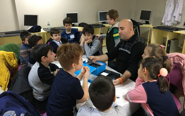 Geleceğin mühendislerine robotik kodlama eğitimi