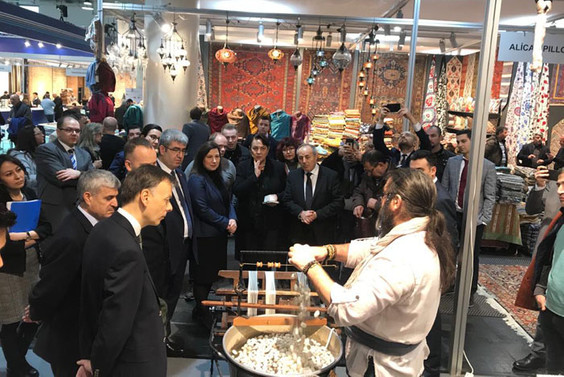 Bursa ipeğine Almanya’da büyük ilgi