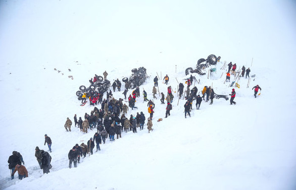 Çığ faciasında ölü sayısı 26'ya yükseldi