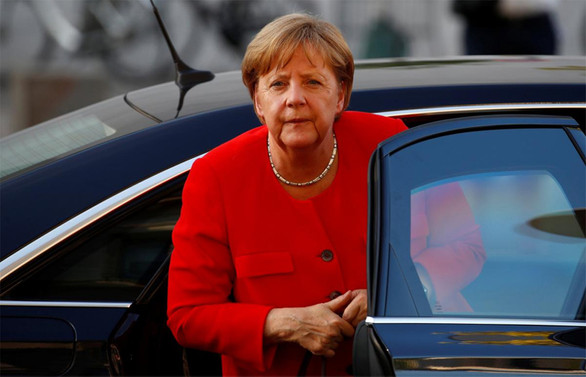 Merkel: Koronavirüs nüfusun yüzde 60-70'ine bulaşabilir