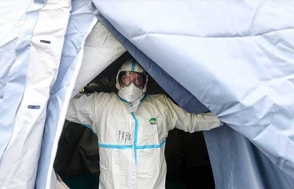 İtalya'da koronavirüsten ölenlerin sayısı 827'ye yükseldi