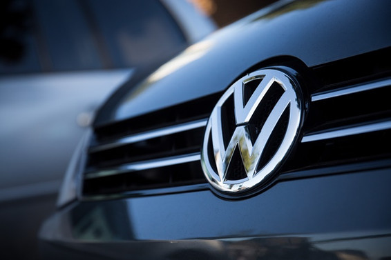 Volkswagen, koronavirüs nedeniyle Avrupa'da üretime ara verecek
