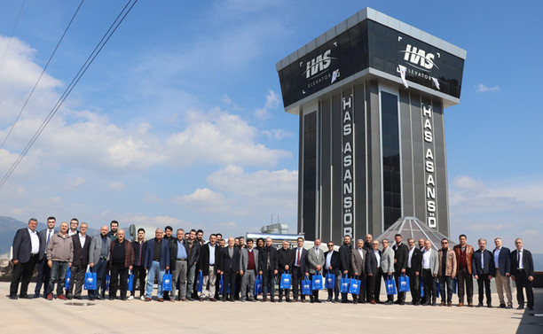 “Müteahhitlerimizi yerli ürünlere teşvik ediyoruz”