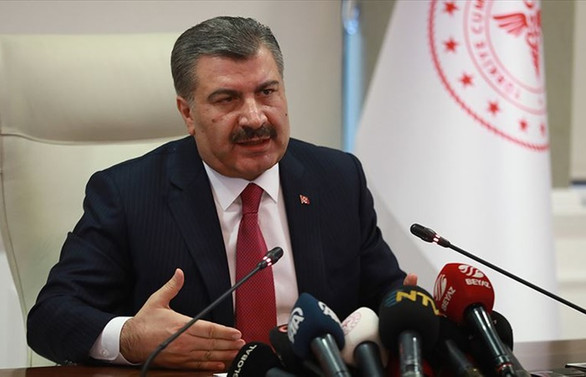 Bakan Koca açıkladı: 5 ülkeden gelenler raporlu sayılacak