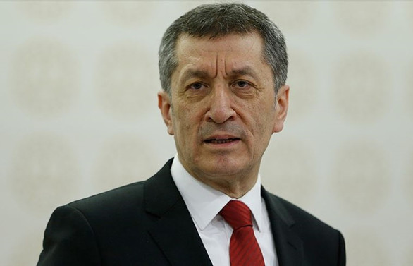 Bursluluk ve öğretmen adaylık kaldırma sınavları ertelendi