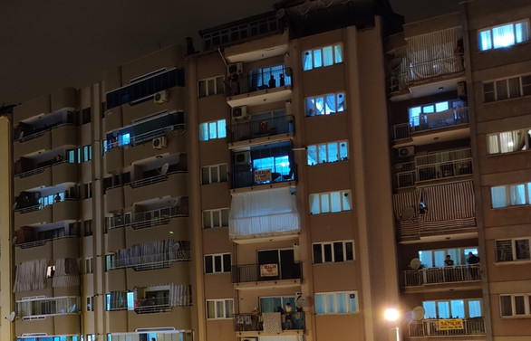 Sağlık çalışanlarına alkışlı destek ikinci gününde