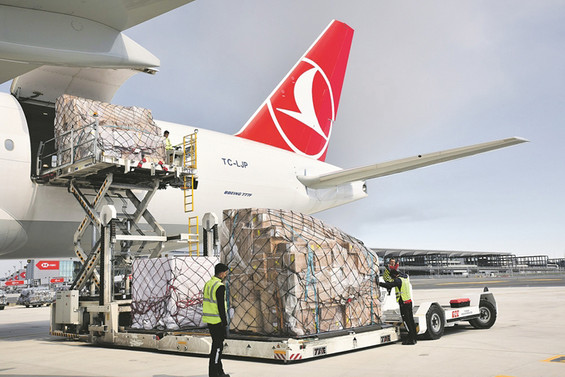 Turkish Cargo, İstanbul Havalimanı’na ilk direkt taşımasını gerçekleştirdi