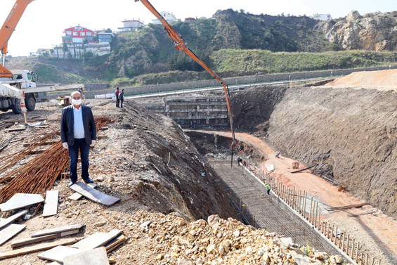 Yıldıztepe’nin temel betonu döküldü