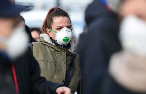 Avrupa’da maske seferberliği: Fransa stoklara el koydu, Almanya ihracatı yasakladı
