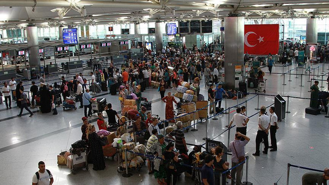 Hizmet ticaretini 'taşımacılık' sırtladı