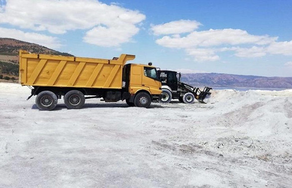 Salda Gölü'ndeki çalışmaya suç duyurusu