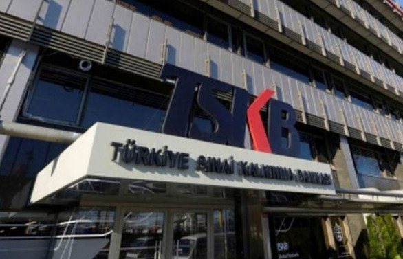 Türkiye uygun fonlama imkanlarıyla risklerini sınırlandırabilir