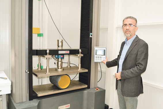 Farklı uzmanlık alanlarında faaliyet göstermek istiyoruz