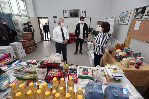 Nilüfer’de ihtiyaç sahipleri için “Dayanışma Marketi”