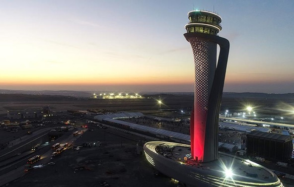 Bakan Karaismailoğlu'ndan İstanbul Havalimanı mesajı