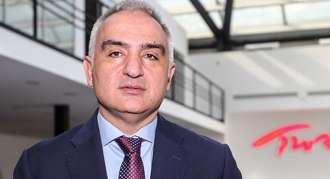 Türkiye'ye gelen her yolcuya korona testi
