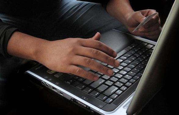 3 milyonu aşkın kredi kartıyla ilk kez online alışveriş yapıldı