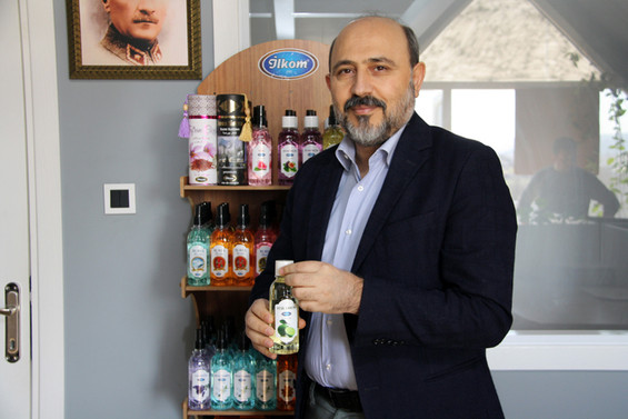 İlkom Türkiye’nin ilk ‘vegan’ kolonya ve hijyenik jelini piyasaya sunmaya hazırlanıyor