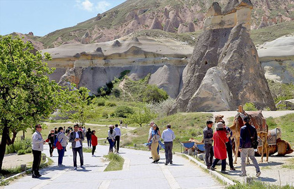 Yabancı turist sayısında yüzde 24 artış