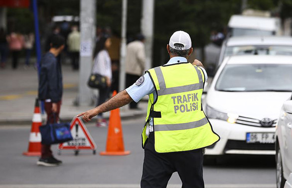 Bakanlıktan 'Yaz Mevsimi Trafik Tedbirleri' genelgesi