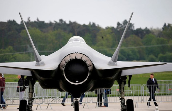 Lockheed Martin F-35 üretimini yavaşlatıyor